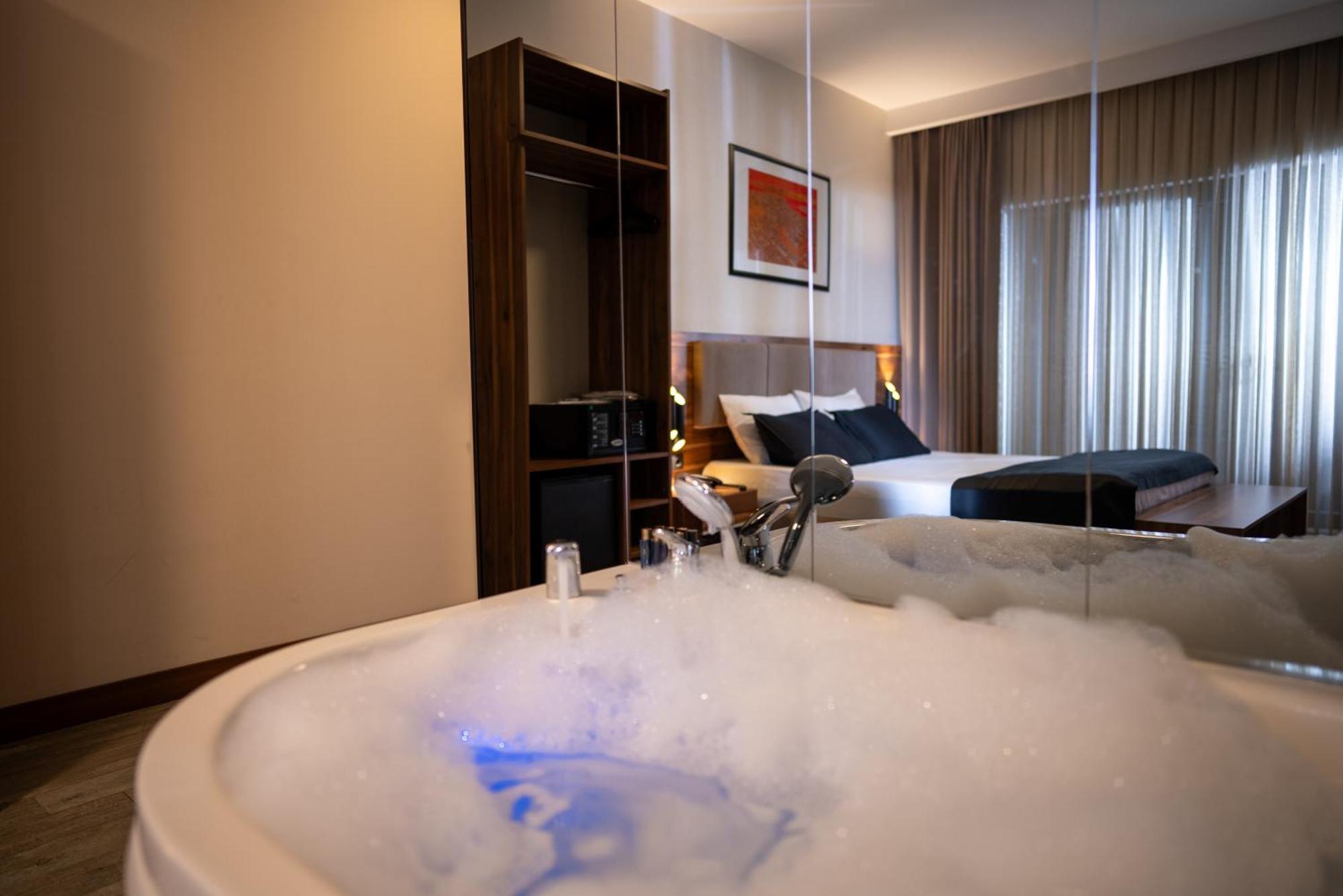 Mari Suites Hotel Стамбул Экстерьер фото